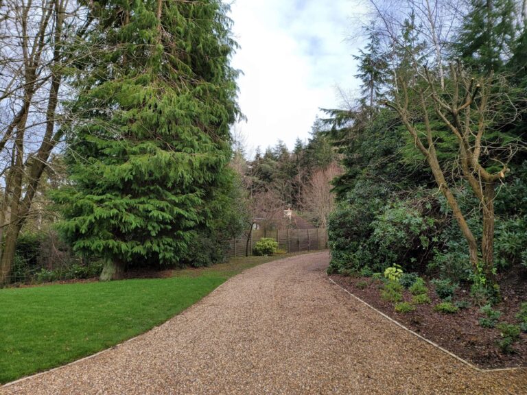 Grand Designs Surrey Home image 43