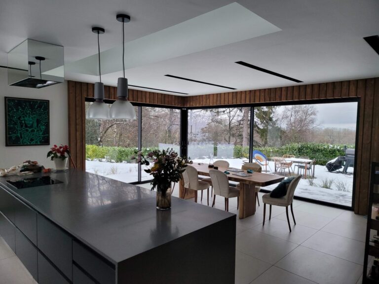 Grand Designs Surrey Home image 4