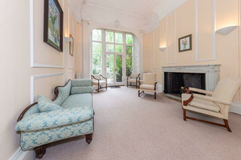 Large Period Manor House in Hertfordshire image 13