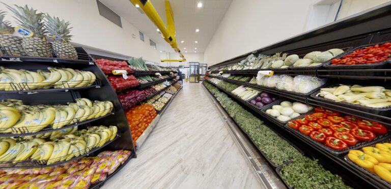 Large Supermarket in Slough image 12