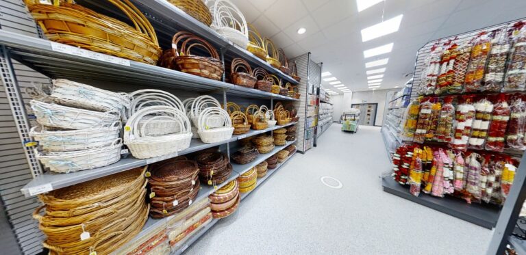 Large Supermarket in Slough image 21