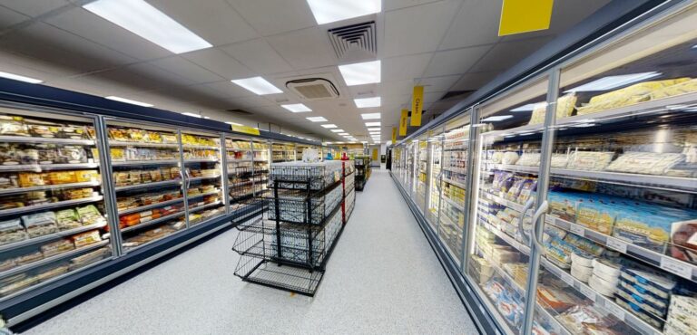 Large Supermarket in Slough image 19