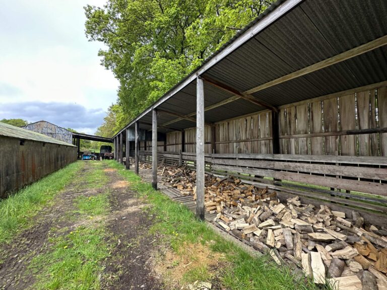 Farnham Farm & Unit Base image 56