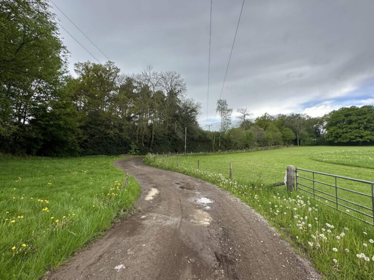 Farnham Farm & Unit Base image 60