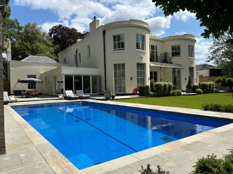 Historic Mill Hill Mansion image 22
