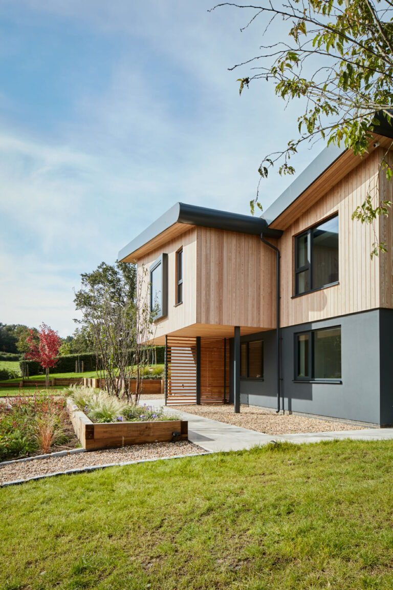 Grand Designs House Surrey image 6