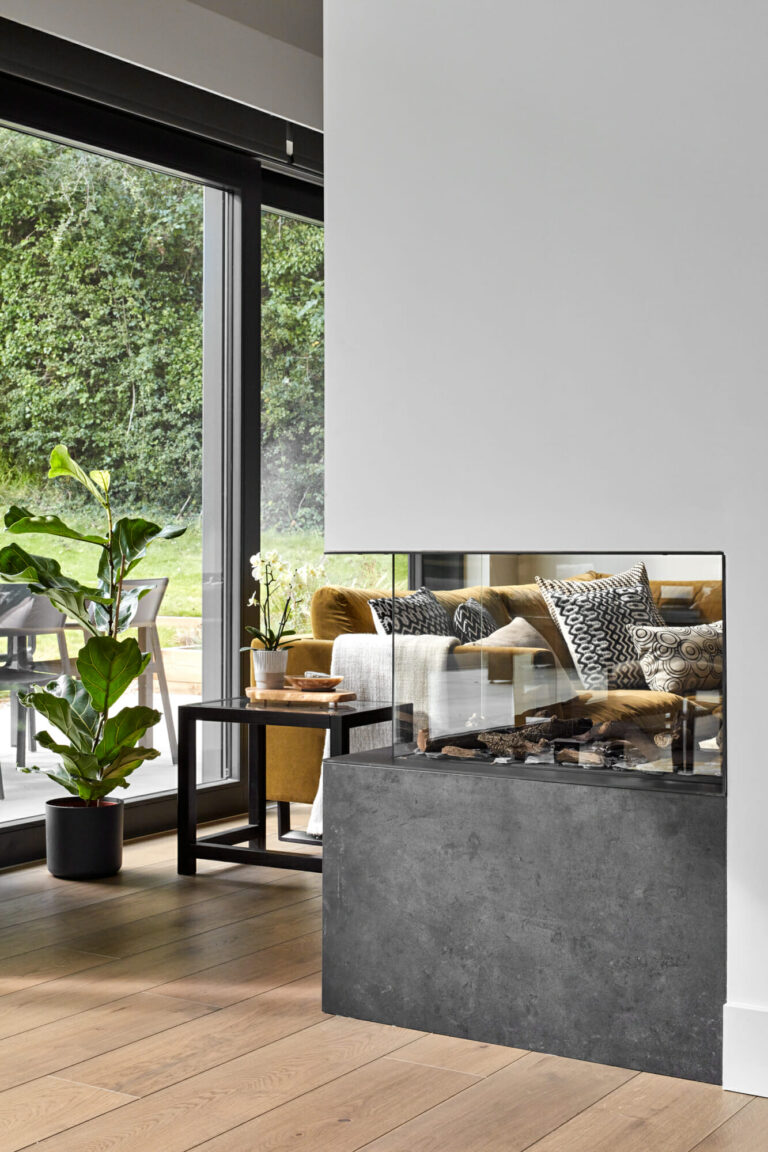 Grand Designs House Surrey image 26