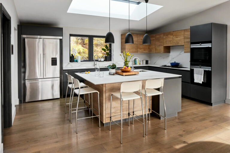 Grand Designs House Surrey image 10
