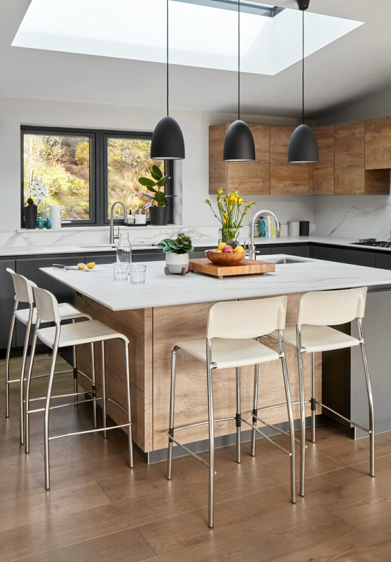Grand Designs House Surrey image 14