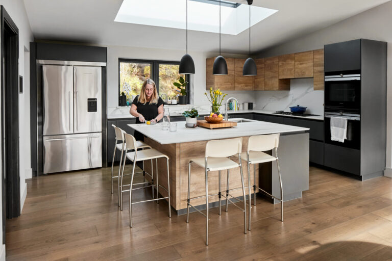Grand Designs House Surrey image 11