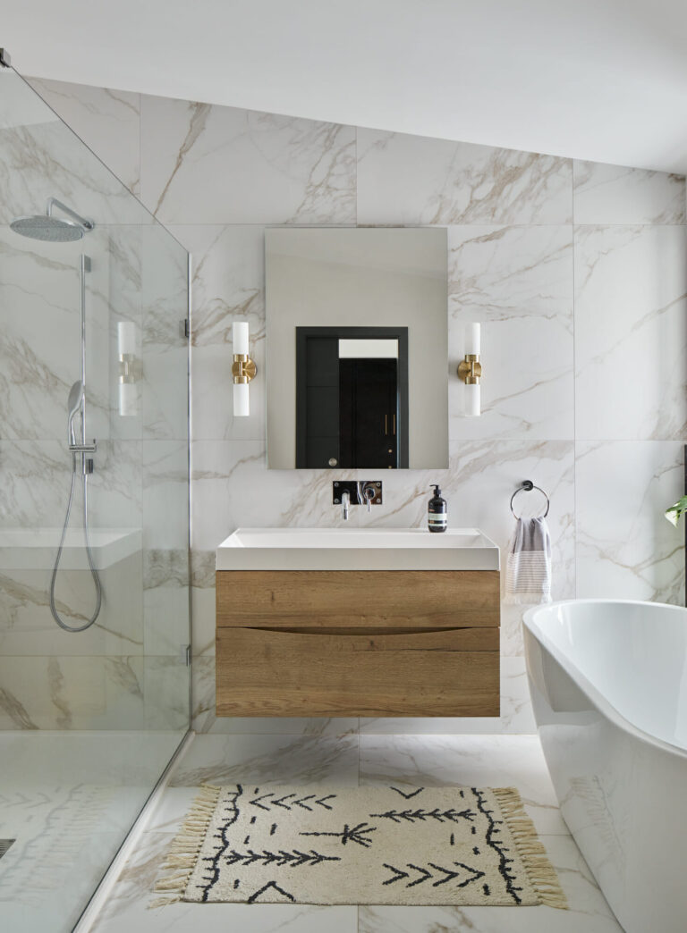 Grand Designs House Surrey image 50