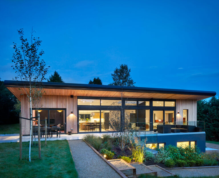 Grand Designs House Surrey image 53