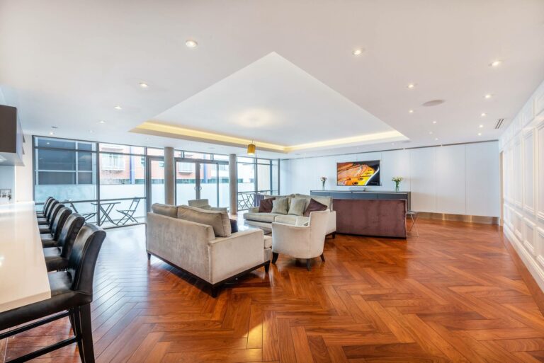 South West Penthouse image 6