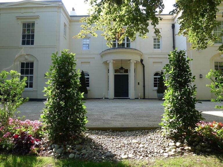 Historic Mill Hill Mansion image 3