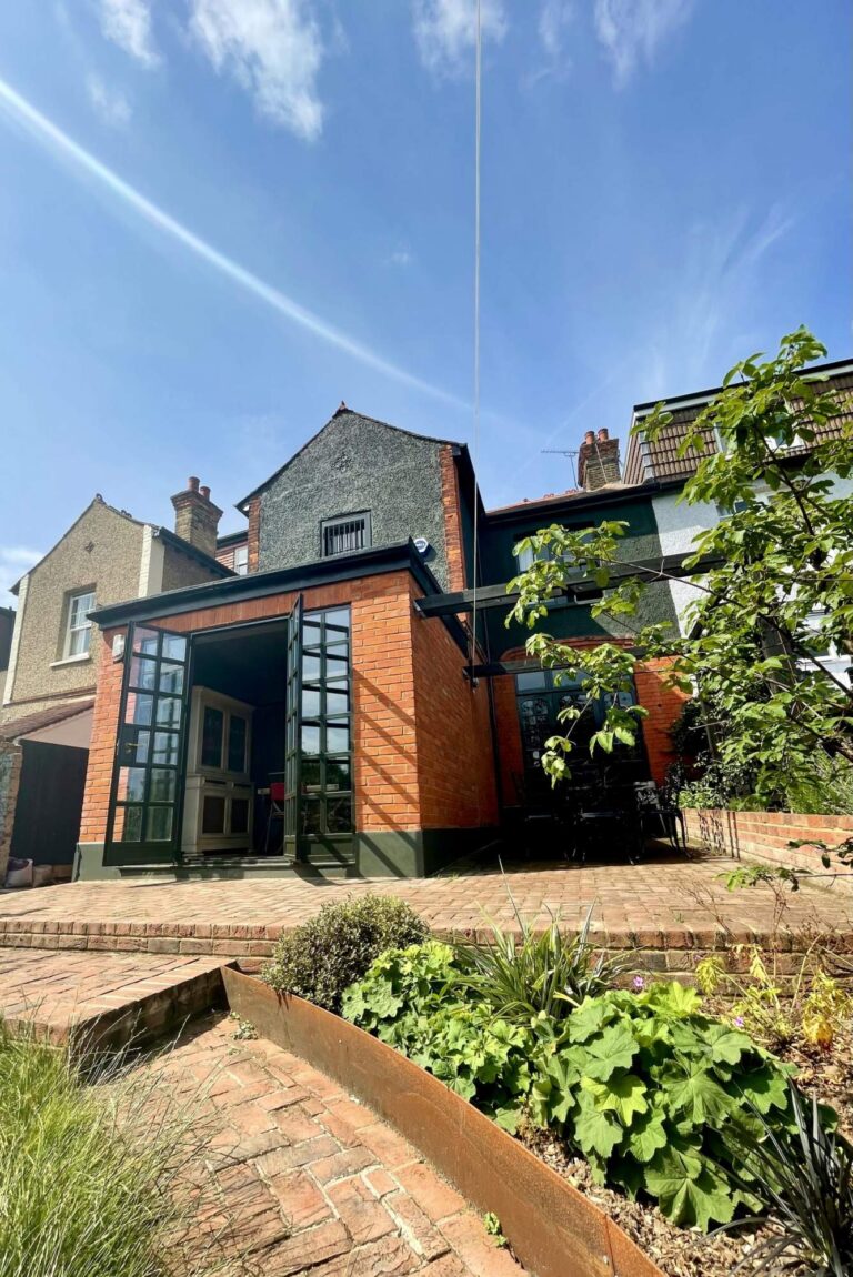 Riverway Palmers Green image 42