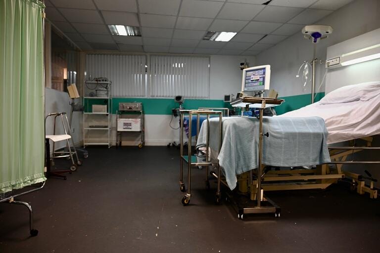 East London Hospital Studio image 9