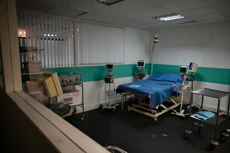 East London Hospital Studio image 12
