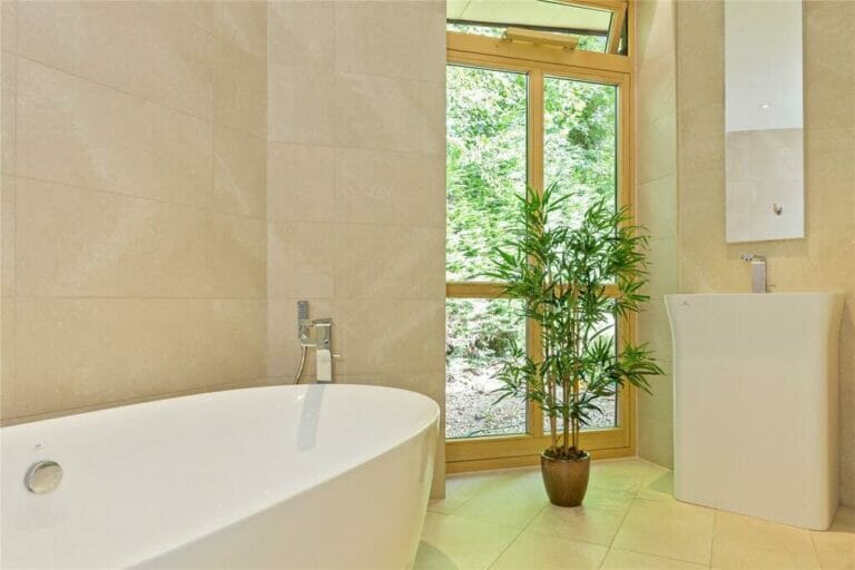 Grand Design Eco Home in North London image 25