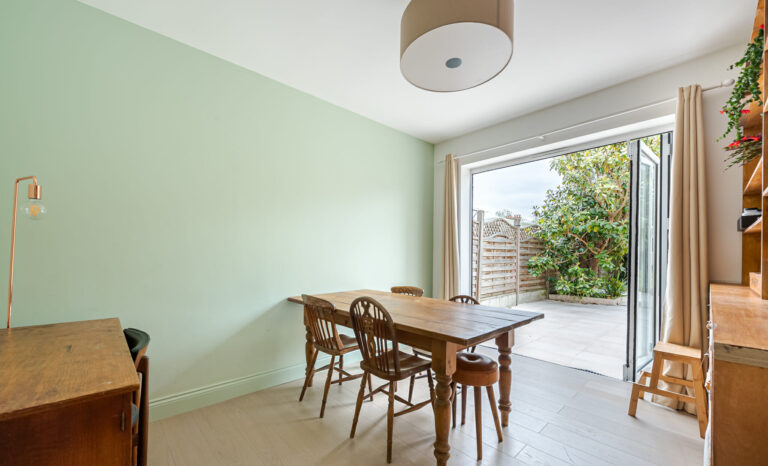 Refurbished Manor Park Home image 10