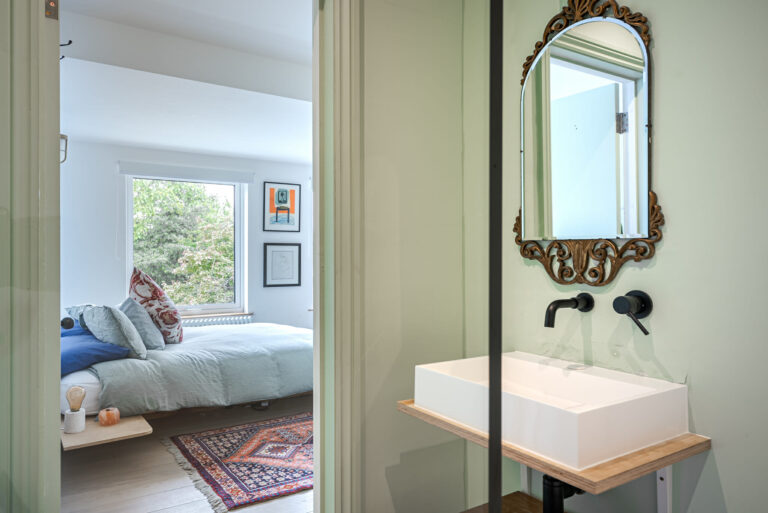 Refurbished Manor Park Home image 15