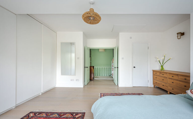 Refurbished Manor Park Home image 19