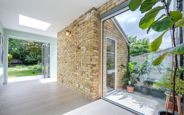 Refurbished Manor Park Home image 11