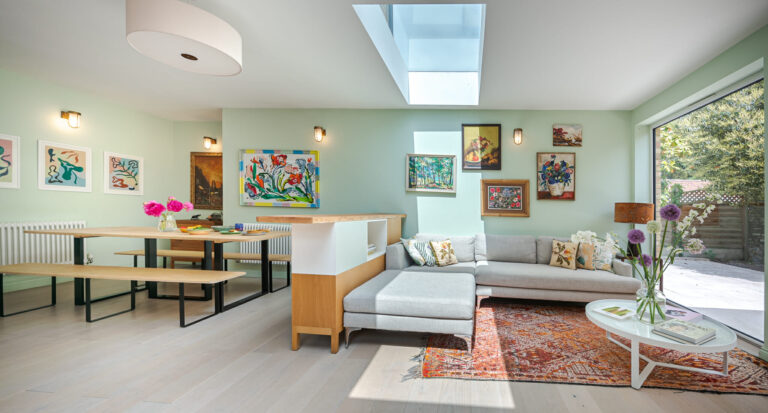 Refurbished Manor Park Home image 6
