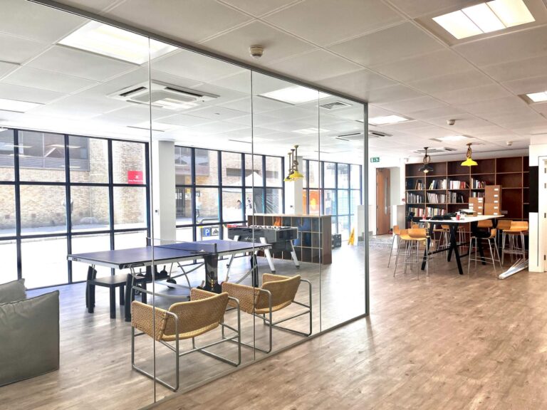Vacant Offices in City image 2