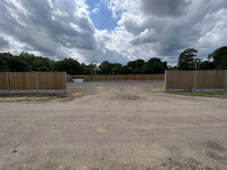 Versatile Farm Property near Shepperton image 10