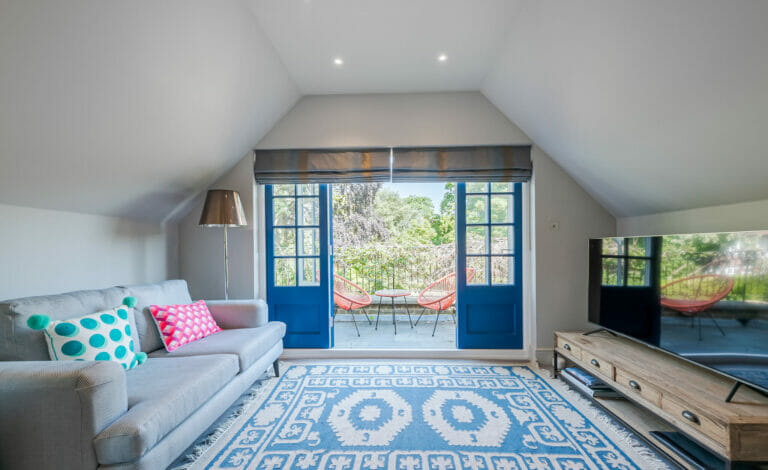 Period Family Home with Large Garden image 5