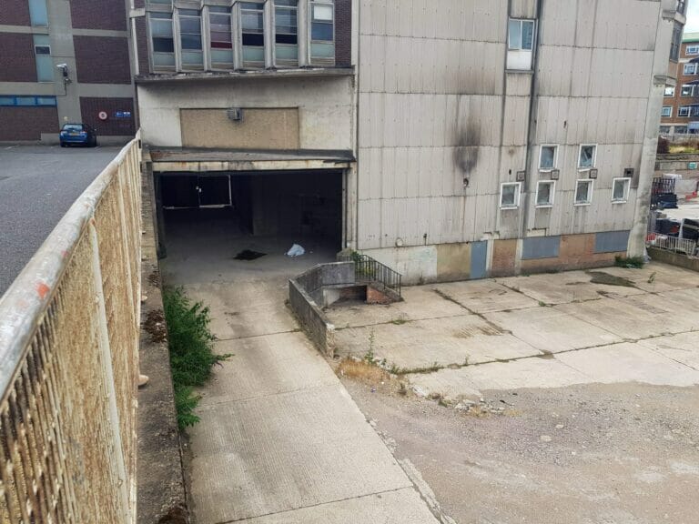 Large former education building in Croydon image 11