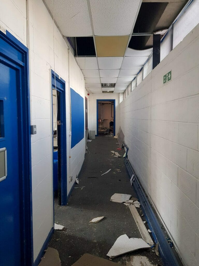 Large former education building in Croydon image 8