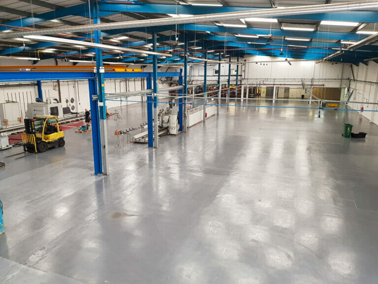 Modern Warehouse with Build Space in Slough image 7