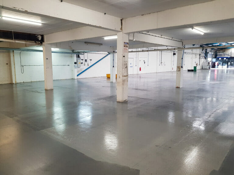 Modern Warehouse with Build Space in Slough image 12