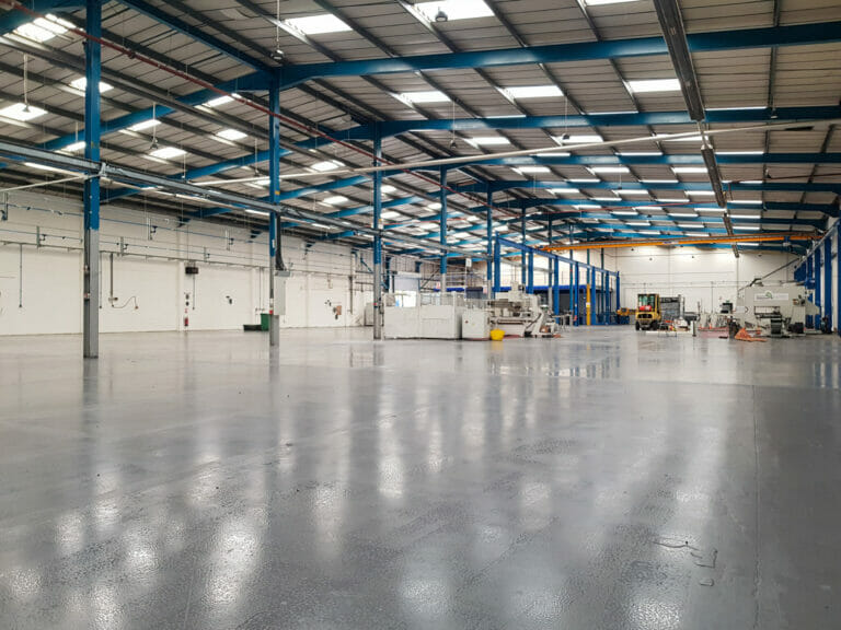 Modern Warehouse with Build Space in Slough image 1