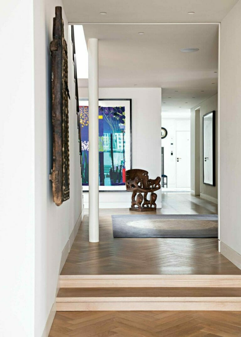 Penthouse with Stunning Thames Views image 3
