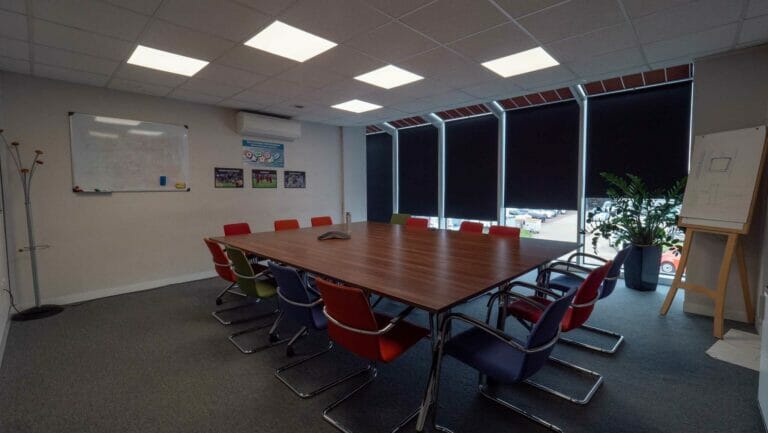 Modern Warehouse with Build Space in Slough image 18