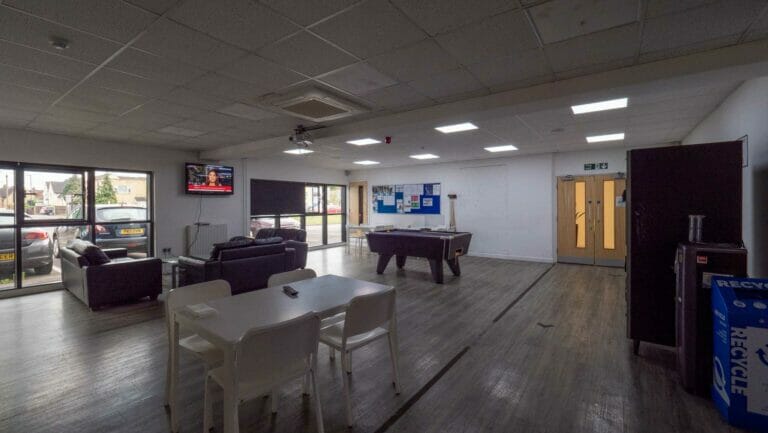 Modern Warehouse with Build Space in Slough image 24