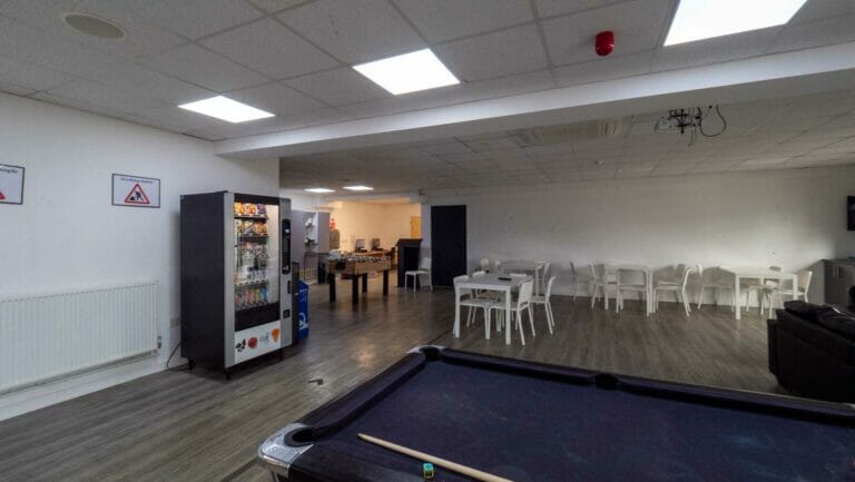 Modern Warehouse with Build Space in Slough image 23