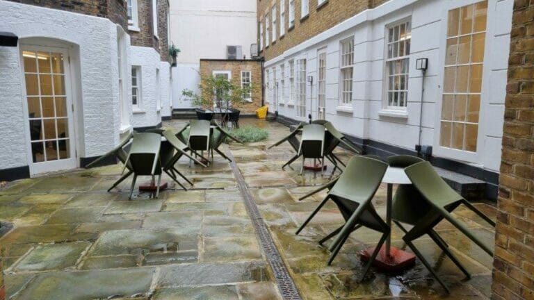 Theobalds Road Dressed Offices image 13