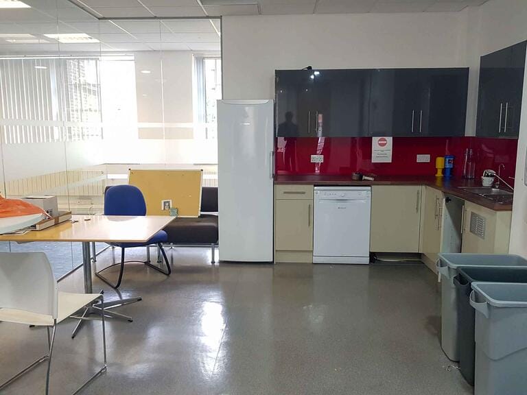 Offices in Zone 1 image 15