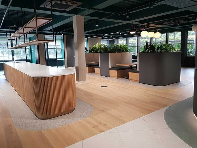 Fully Vacant Office image 18