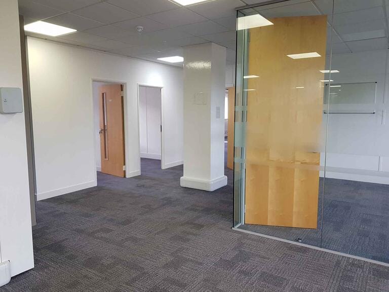 Offices in Zone 1 image 10