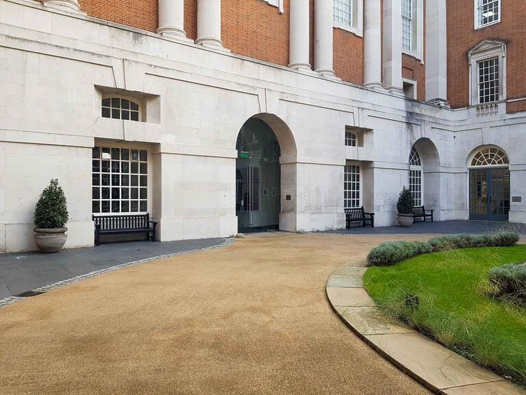 Offices in Zone 1 image 34