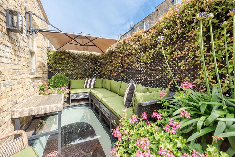 Gloucester Road Mews image 27