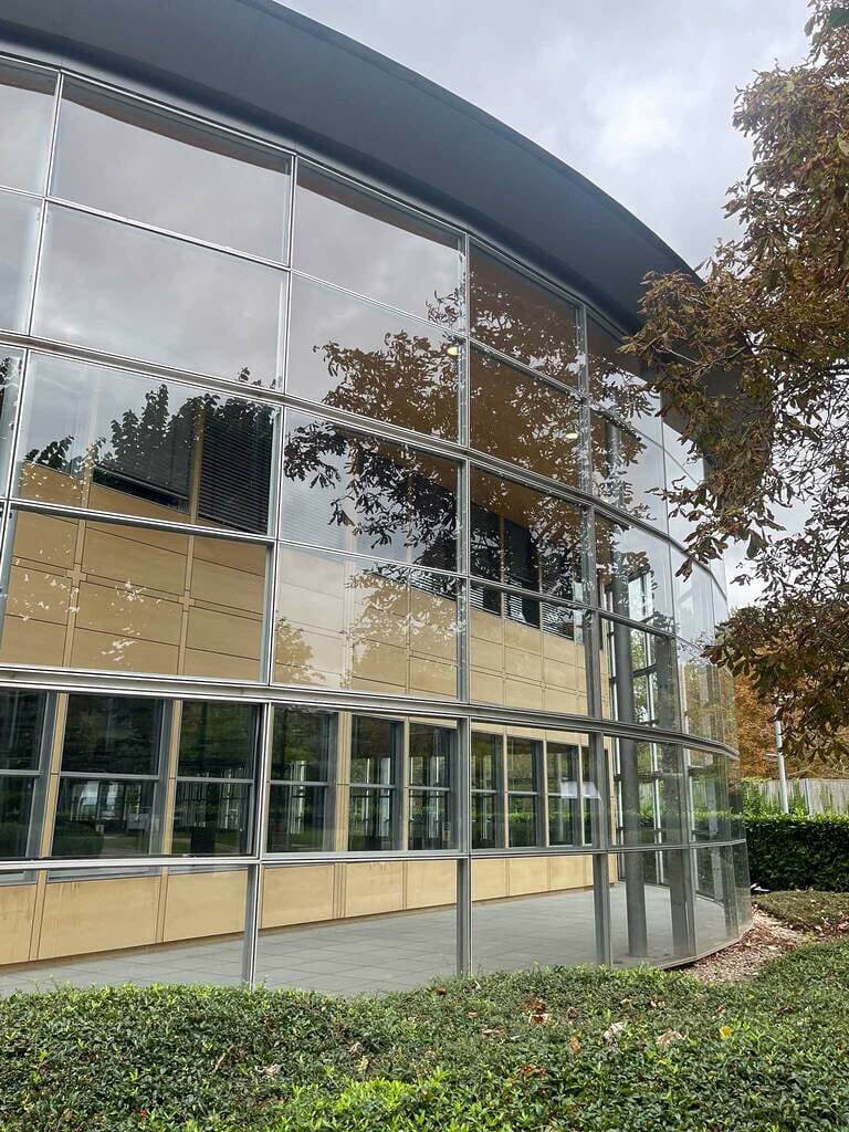 Fully Vacant Office image 5