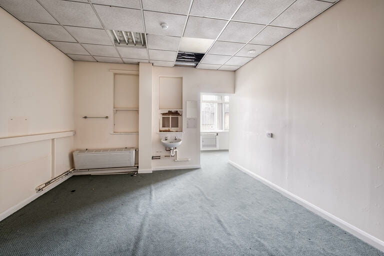 Multi site in Walton on Thames image 27