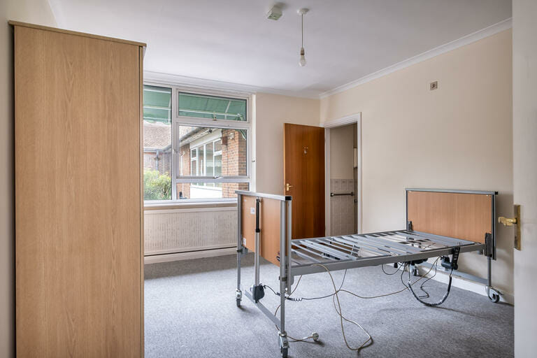 Multi site in Walton on Thames image 34