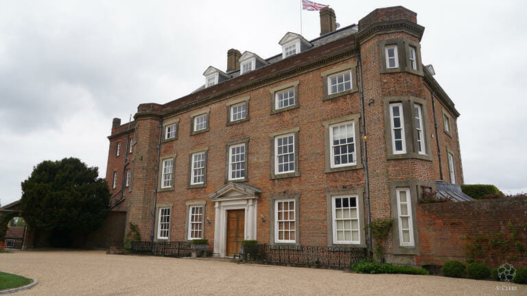 Large Historic Estate image 2