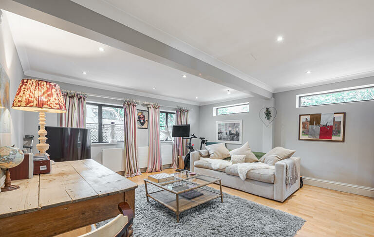 Chalet Style Country Home image 9